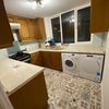 Photo 4: Kitchen