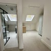 Photo 2: Ensuite Walk in Waredrobe
