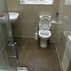 Photo 8: En suite bathroom 
