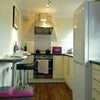 Photo 4: Kitchen