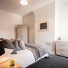 Photo 7: Double Room
