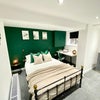 Photo 6: Room 1 with Ensuite