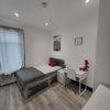 Photo 6: Room 4