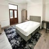Photo 3: Room 2