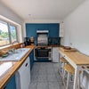 Photo 3: Kitchen