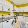 Photo 4: Kitchen