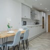 Photo 2: Kitchen 