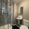 Photo 5: ENSUITE BEATHROOM