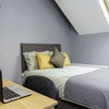 Photo 6: Room 9 (Merton) 