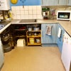 Photo 7: Kitchen