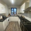 Photo 3: kitchen