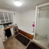 Photo 6: Bathroom, shower