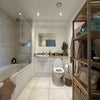 Photo 7: Light bathroom incl bathtub & shower 