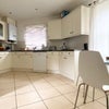Photo 6: Kitchen/breakfast room