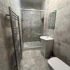 Photo 3: ROOM 1 EN SUITE