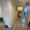 Photo 18: entrance / hallway