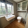 Photo 3: En-suite bathroom
