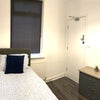 Photo 4: Room 2- Single room with en-suite 