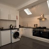 Photo 5: Kitchen