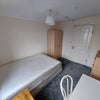 Photo 4: room 1