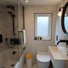Photo 4: Private en-suite