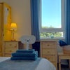 Photo 6: Room 1