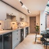 Photo 7: Kitchen