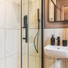 Photo 8: En-suite