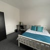 Photo 3: Room 2