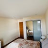Photo 8: Room 1