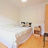 Photo 4: Room 2