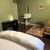 Photo 7: room facing entrance