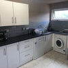 Photo 4: Kitchen