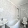 Photo 4: FF Bathroom