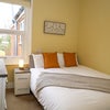 Photo 9: Room 4