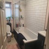 Photo 5: Main bathroom 
