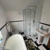 Photo 4: Shared Main Bathroom