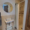 Photo 7: The ensuite