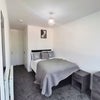 Photo 3: Room 5 en suite