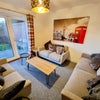 Photo 4: Lounge
