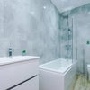 Photo 7: Shared Bathroom 1