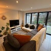 Photo 5: Lounge Area