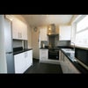 Photo 2: Kitchen