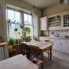 Photo 4: Kitchen 1/2