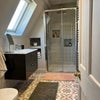Photo 3: Bathroom