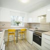 Photo 6: Kitchen