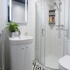 Photo 5: Ensuite with power shower