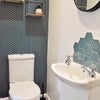 Photo 5: En-suite