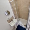Photo 4: Ensuite's