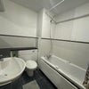 Photo 4: Bathroom